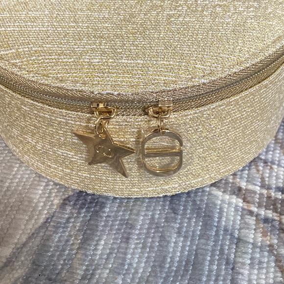 DIOR Beauty Mirror Vanity - Picture 7 of 12